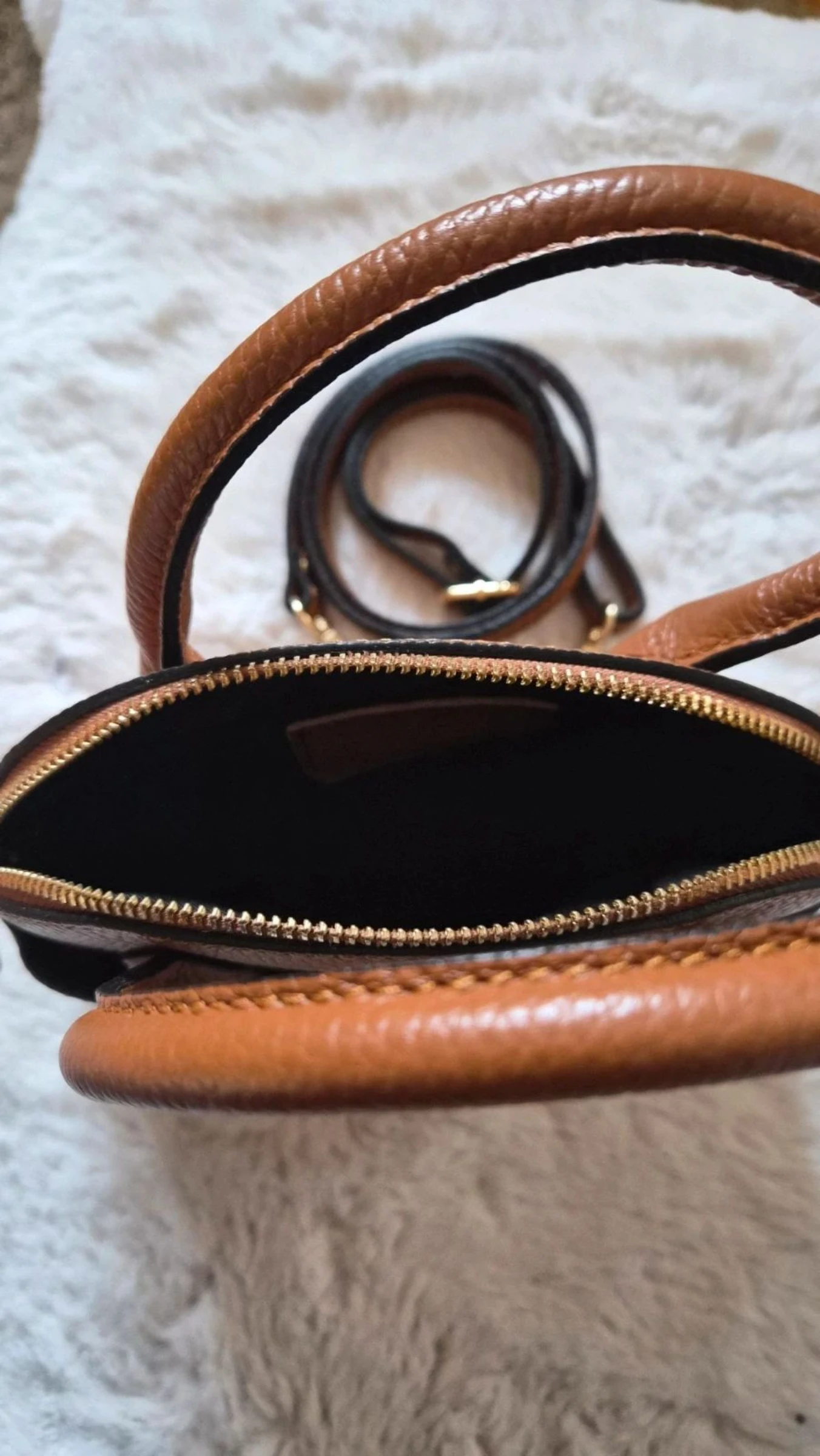 Brown grained leather bag new 17x20 Cm – photo 4